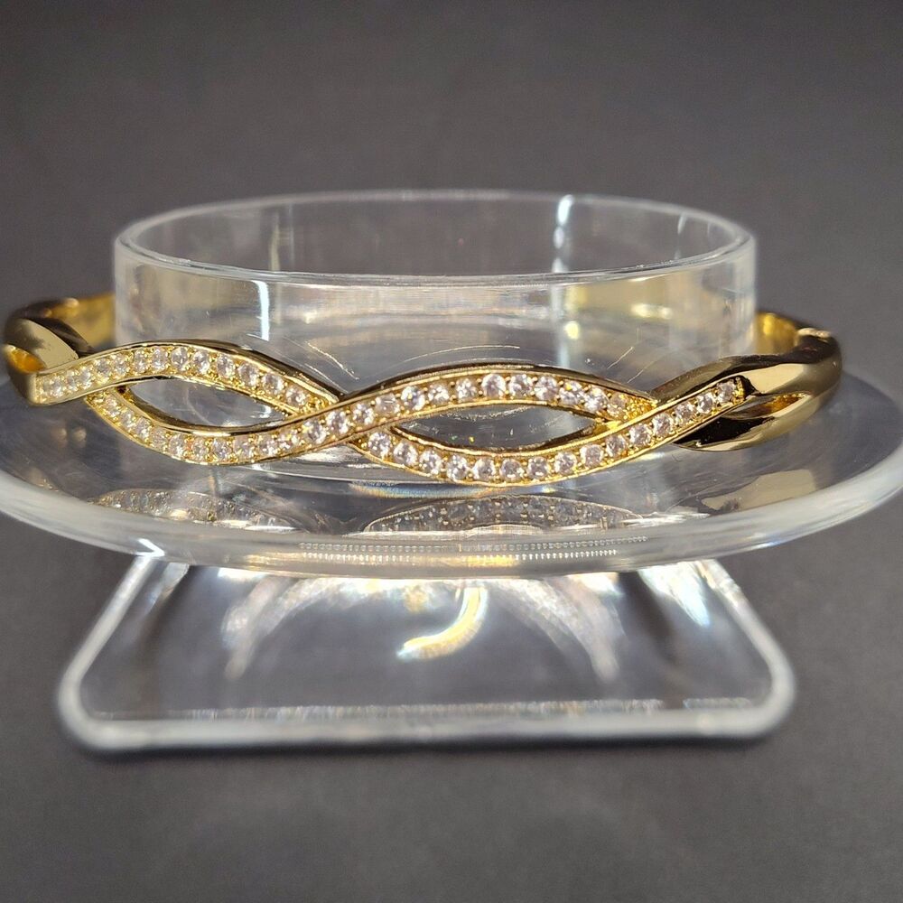 Beautiful Gold-Plated Hinged CZ Bracelet Nice Quality Excellent Condition